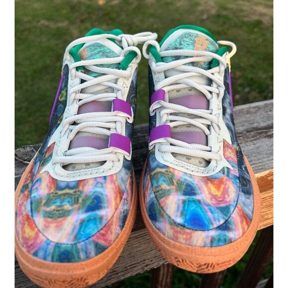 Nike Kyrie Irving 8 "Circle Of Life" sneakers size 10 - Picture 8 of 8